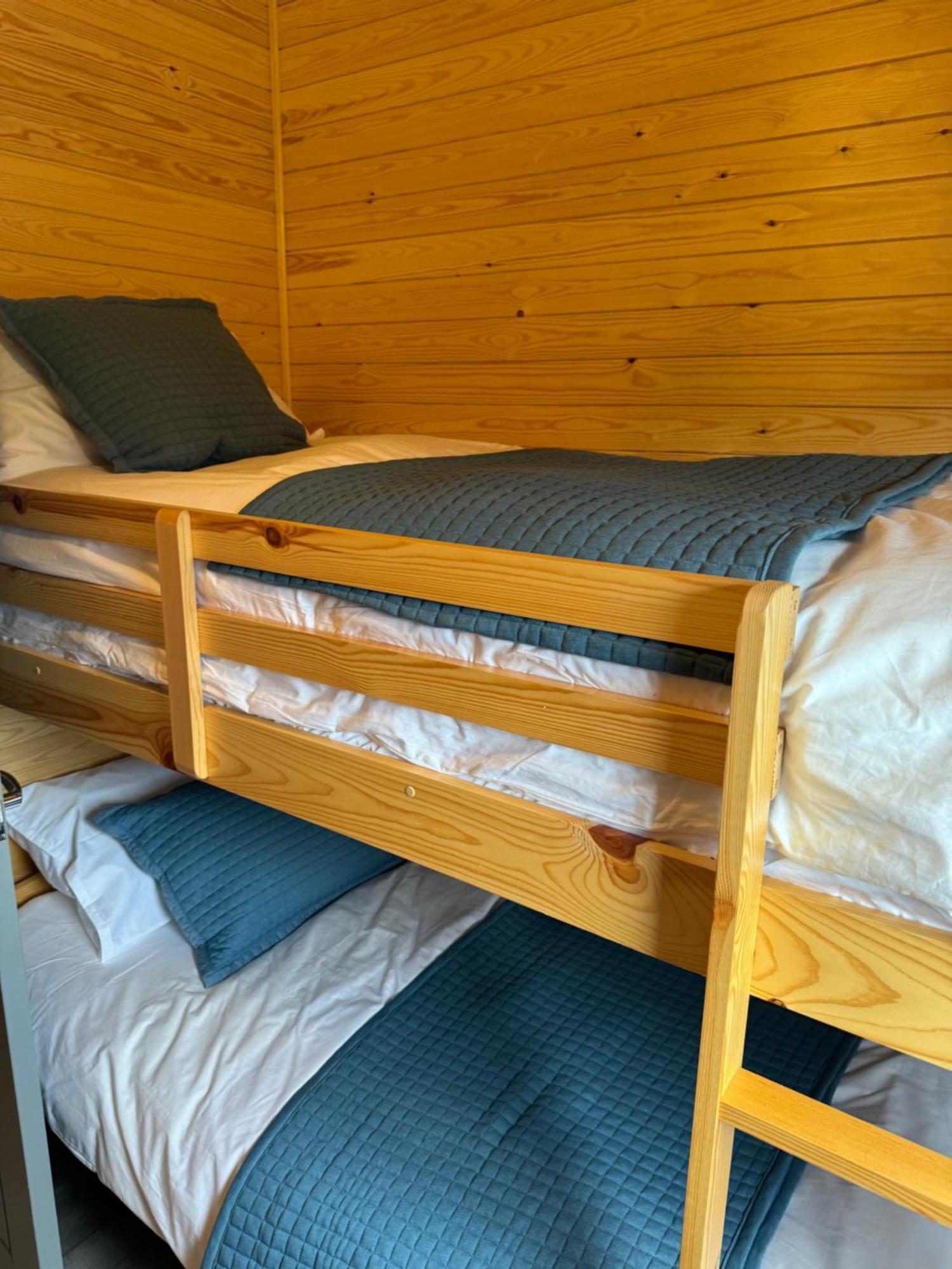 Ffrith Beach Glamping With Hot Tub Hotel Prestatyn Eksteriør billede